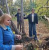 Кафедра биологии провела для первокурсников экскурсию по дендропарку фото 3